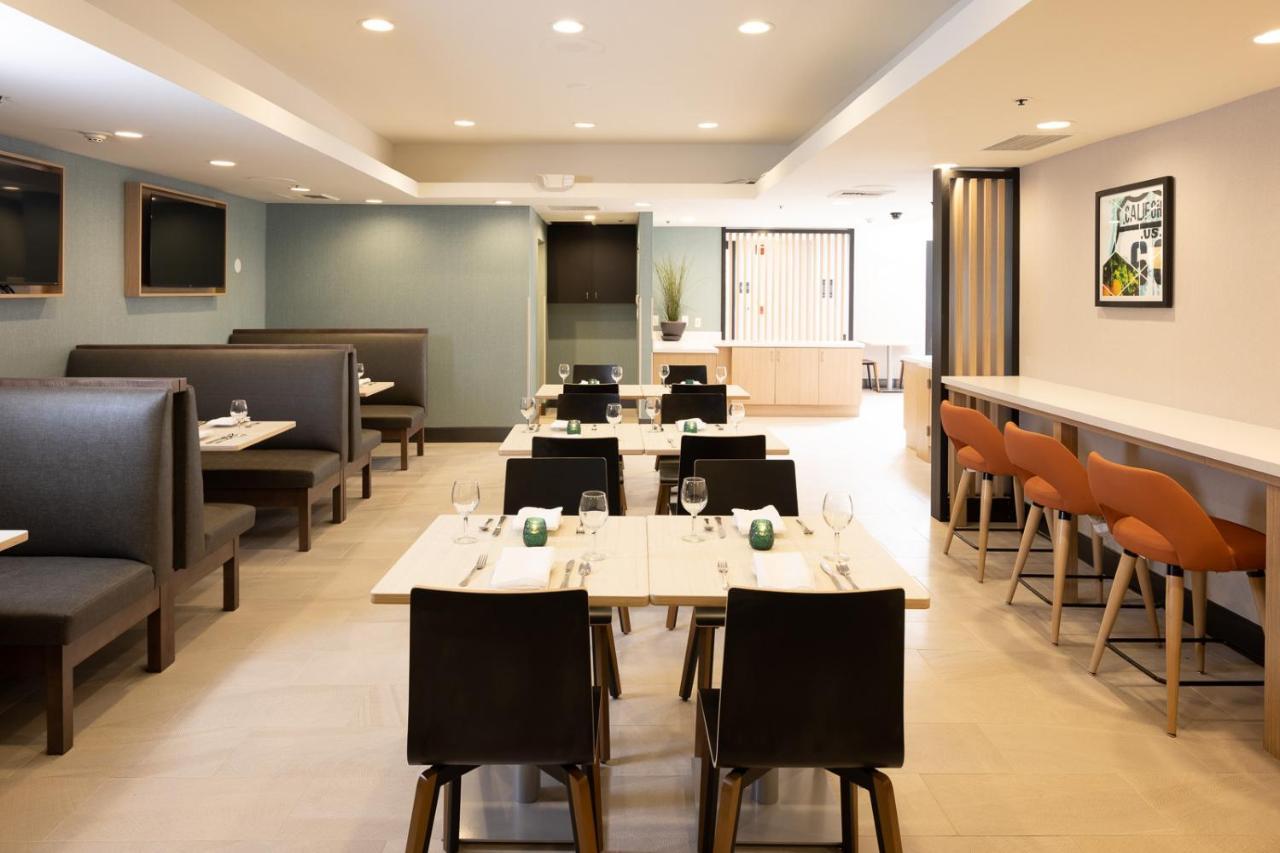 Holiday Inn Santa Ana-Orange County Airport By Ihg Dış mekan fotoğraf