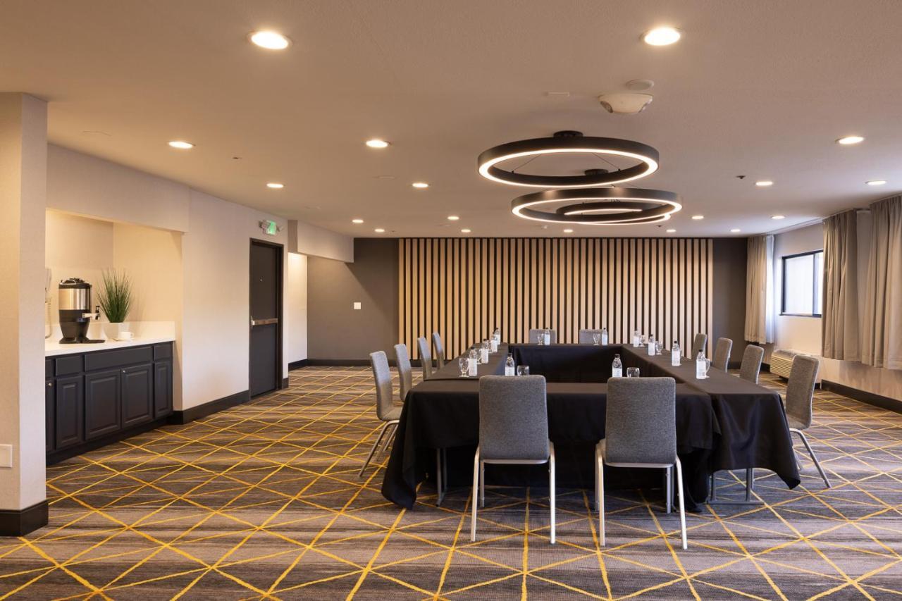 Holiday Inn Santa Ana-Orange County Airport By Ihg Dış mekan fotoğraf