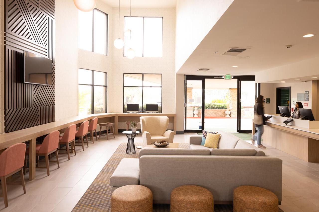 Holiday Inn Santa Ana-Orange County Airport By Ihg Dış mekan fotoğraf