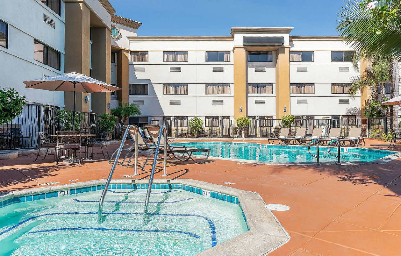 Holiday Inn Santa Ana-Orange County Airport By Ihg Dış mekan fotoğraf